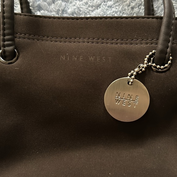 Small Nine West handbag - Picture 2 of 4